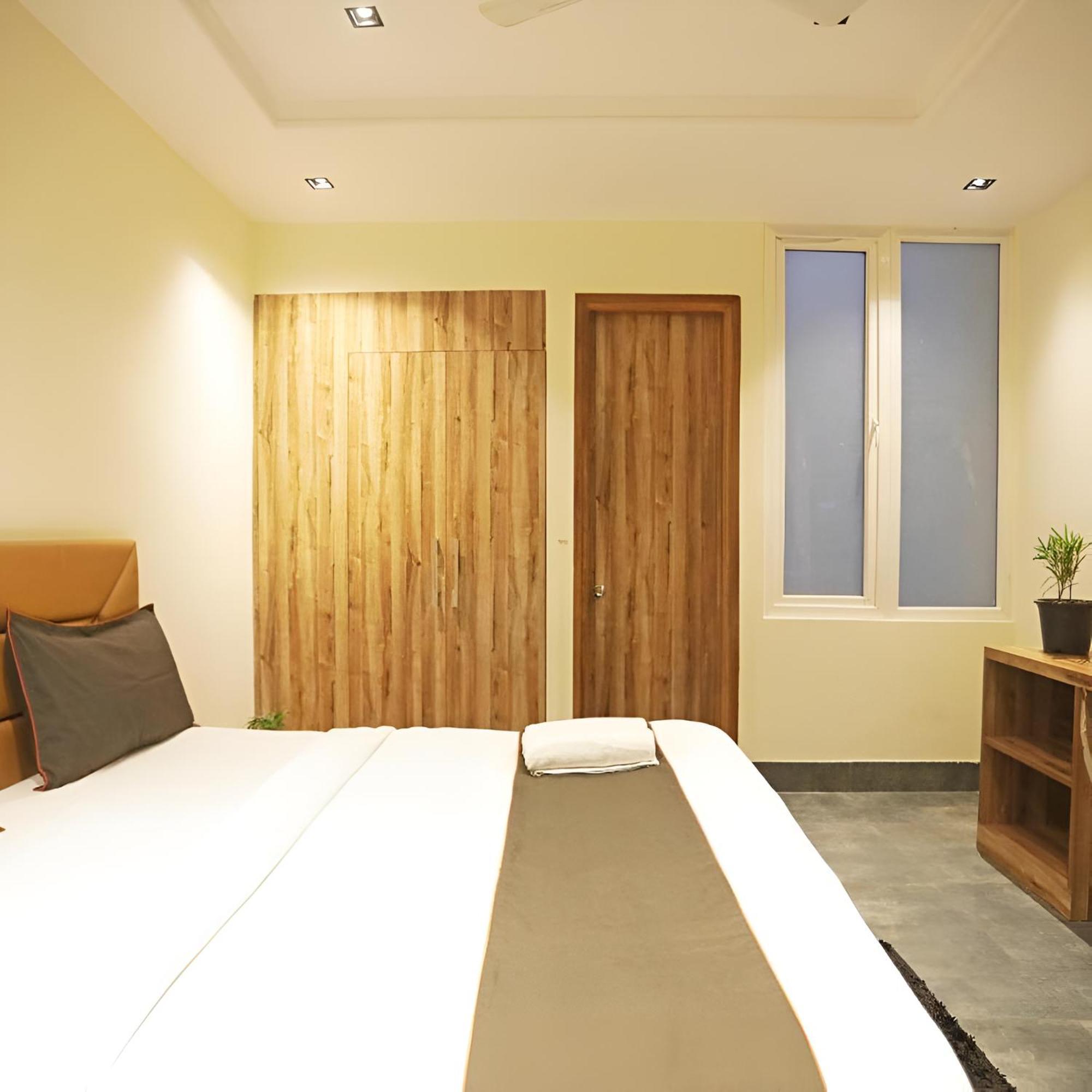 Goodluck House Near Terminal 3 Igi Airport Hotell New Delhi Exteriör bild